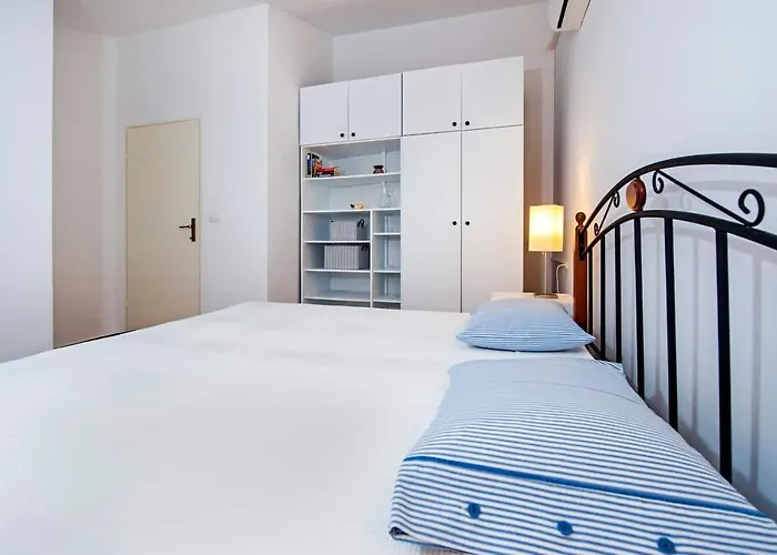 Διαμέρισμα View